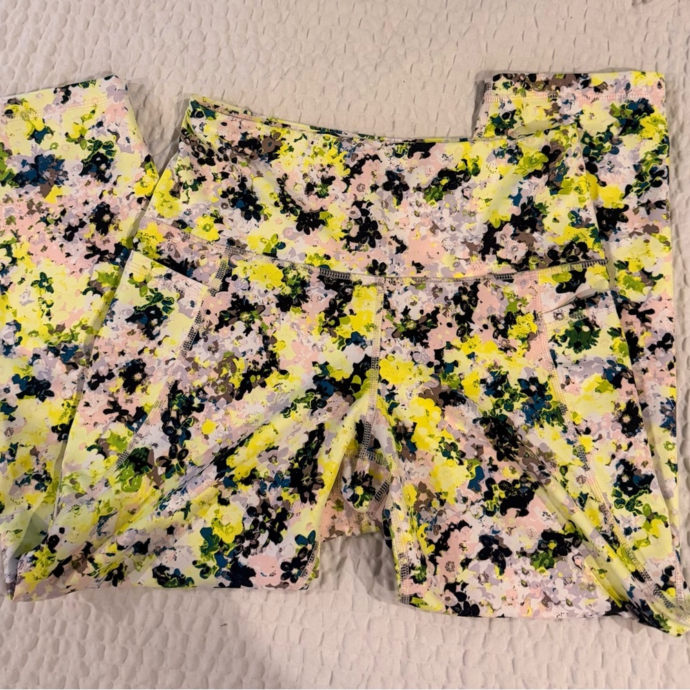 Floral OldNavy powesoft pocketLeggings